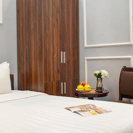 Sonata Premier Hotel & Spa Hanoi Exteriör bild