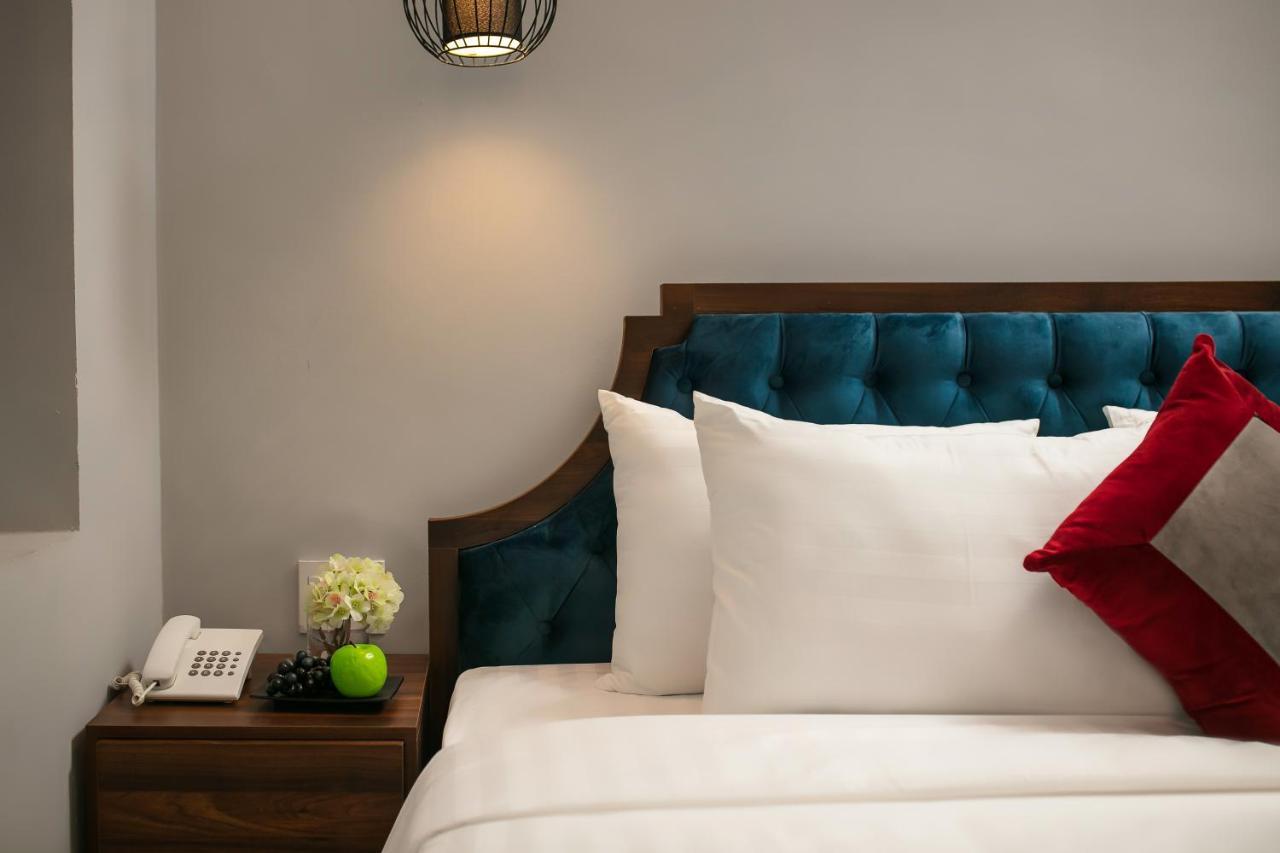 Sonata Premier Hotel & Spa Hanoi Exteriör bild