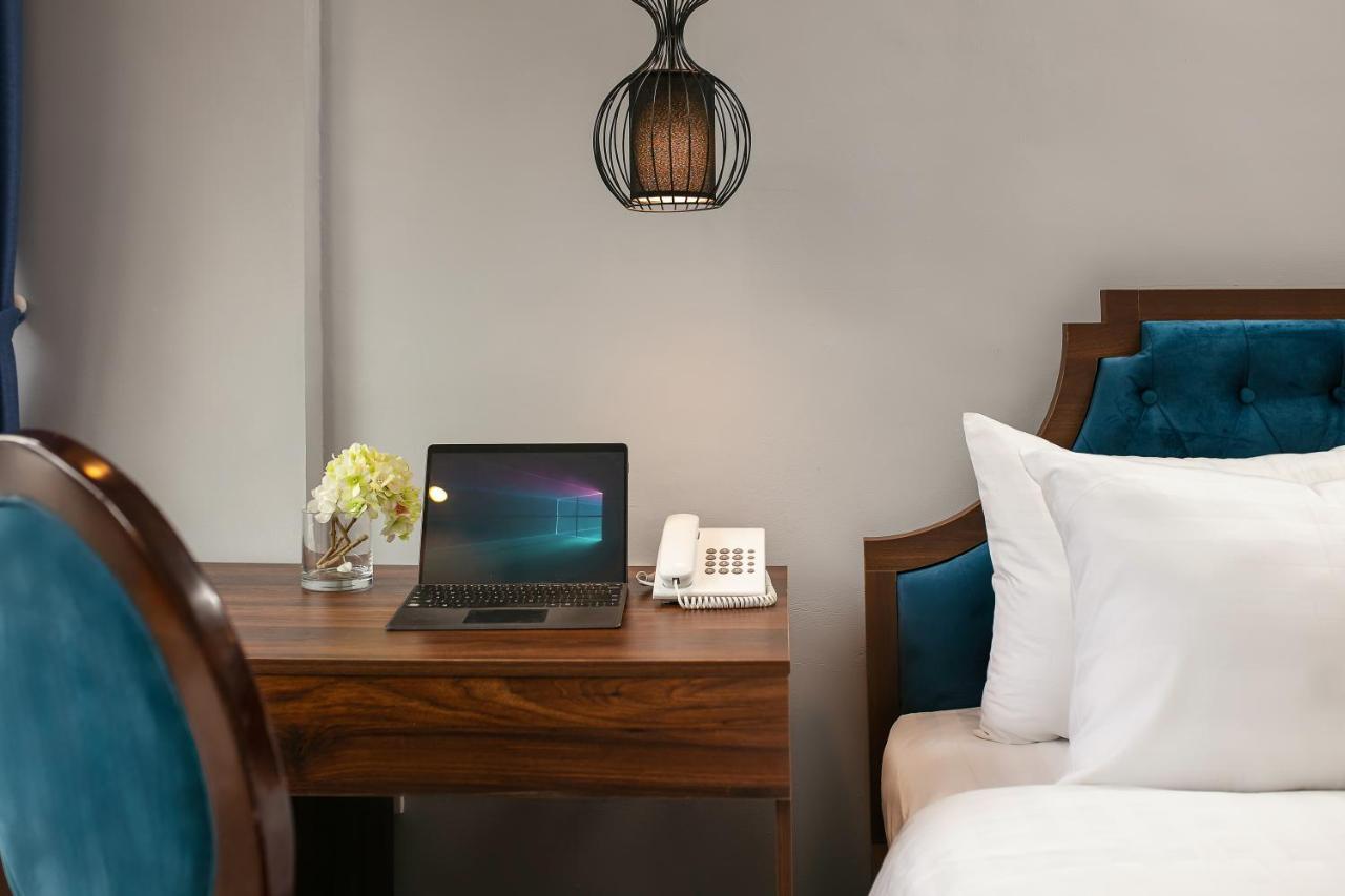 Sonata Premier Hotel & Spa Hanoi Exteriör bild